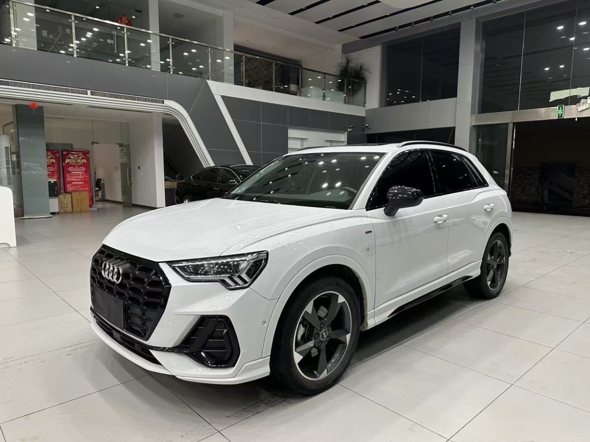 奧迪 奧迪Q3  2021款 35 TFSI 時(shí)尚致雅型圖片