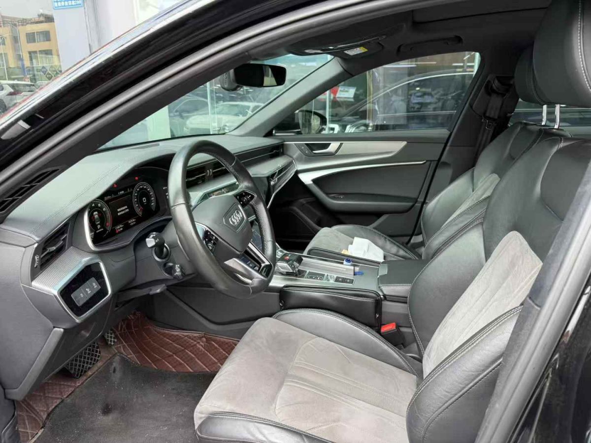 奧迪 奧迪A6L  2022款 40 TFSI 豪華動(dòng)感型圖片