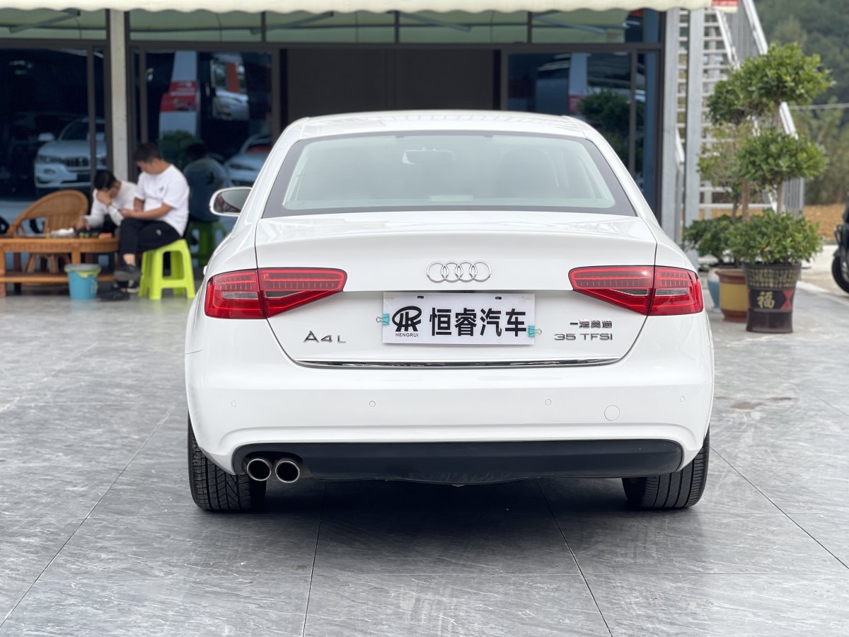 奧迪 奧迪A4L  2015款 35 TFSI 自動(dòng)舒適型圖片