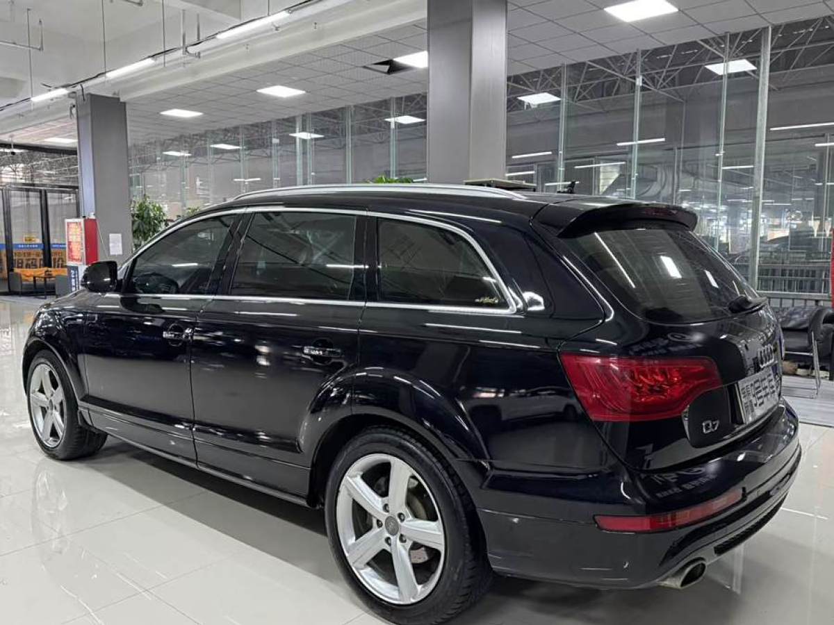 奧迪 奧迪Q7  2014款 35 TDI 運動型圖片