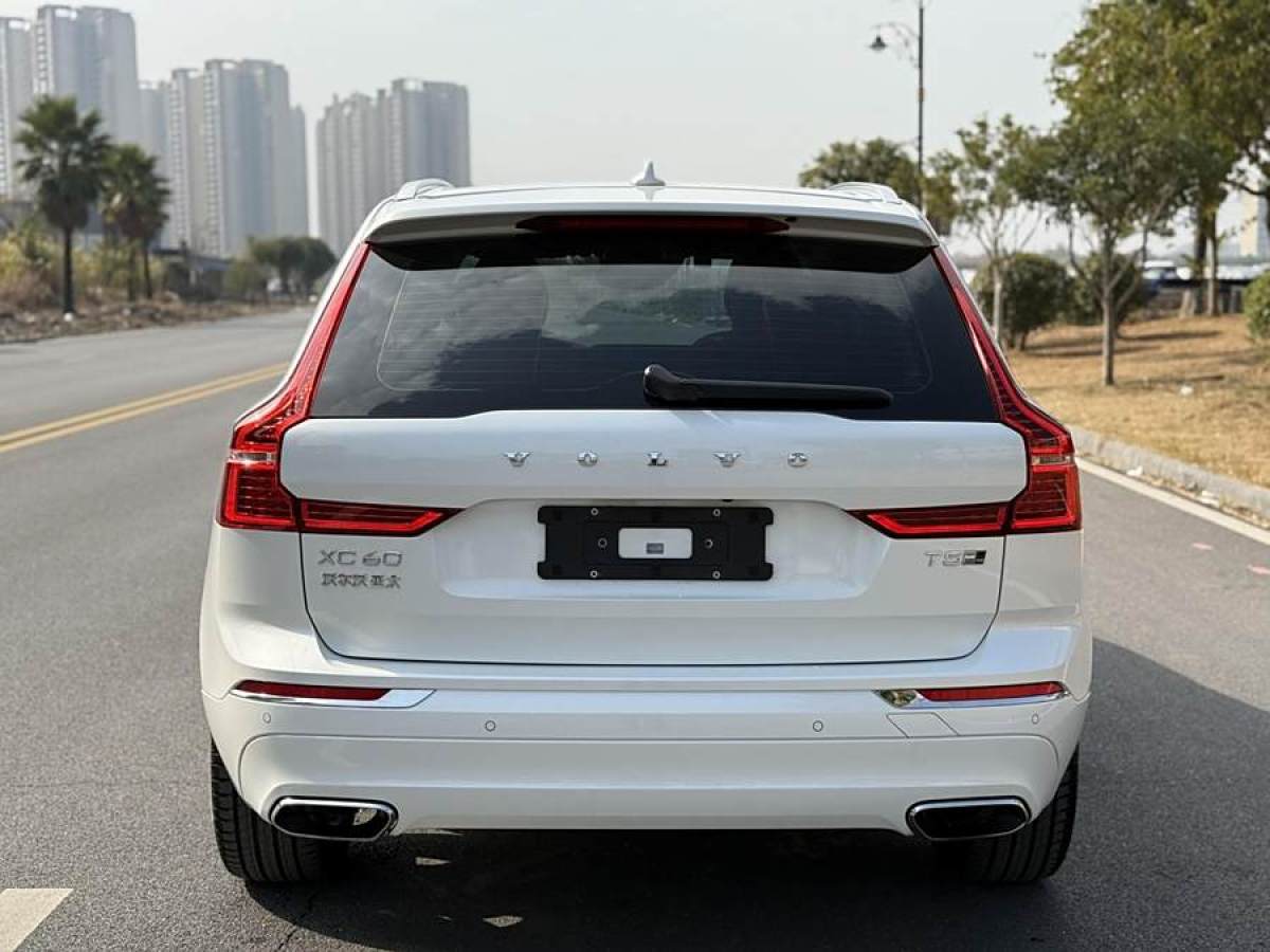 沃爾沃 XC60  2019款 T5 四驅(qū)智雅豪華版 國(guó)VI圖片