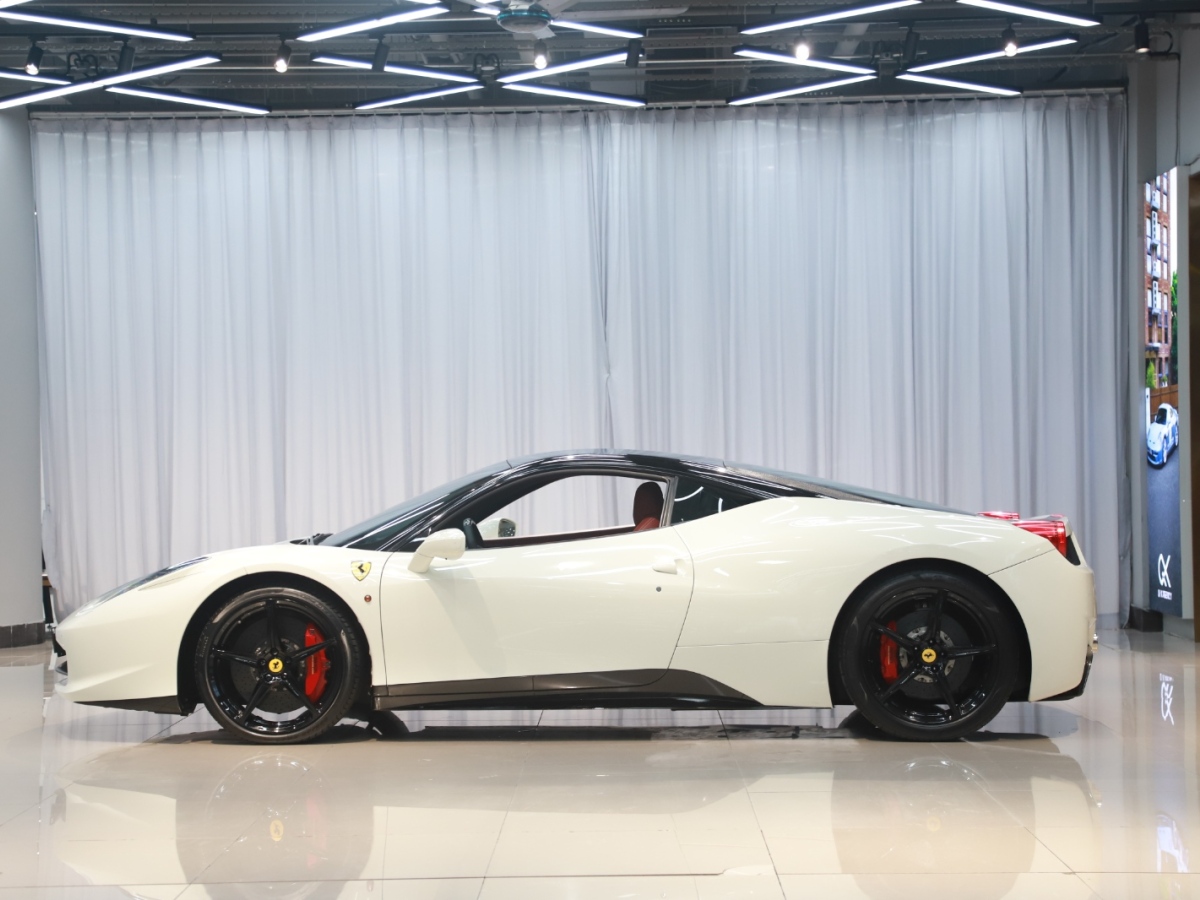 2012年7月法拉利 458  2011款 4.5L Italia