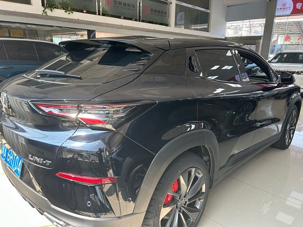 長(zhǎng)安 UNI-T  2020款 1.5T 旗艦型圖片