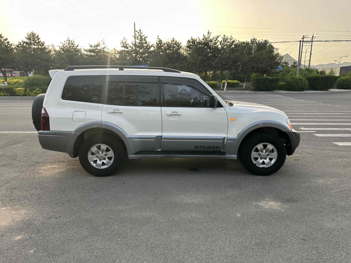 三菱 帕杰羅  2008款 V73 3.0L AT GLX圖片