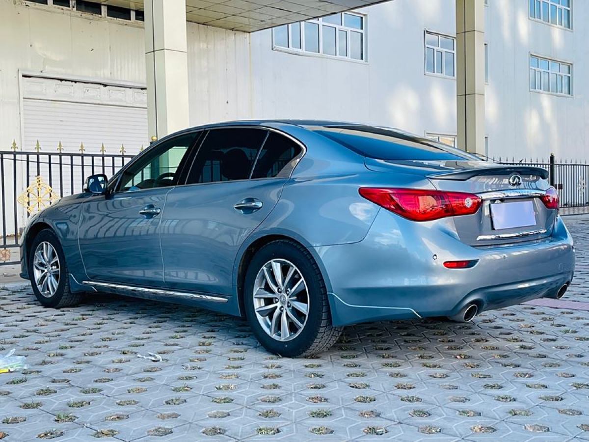 英菲尼迪 Q50L  2015款 2.0T 運(yùn)動(dòng)版圖片