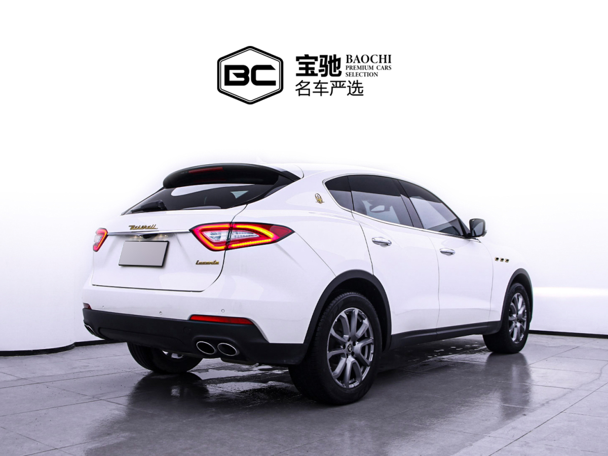 瑪莎拉蒂 Levante 2019款 3.0T 標(biāo)準(zhǔn)版 國(guó)VI圖片