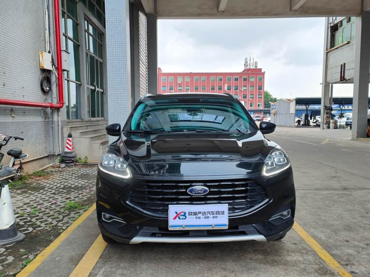 福特 銳際  2024款 EcoBoost 245 兩驅(qū)耀享款圖片