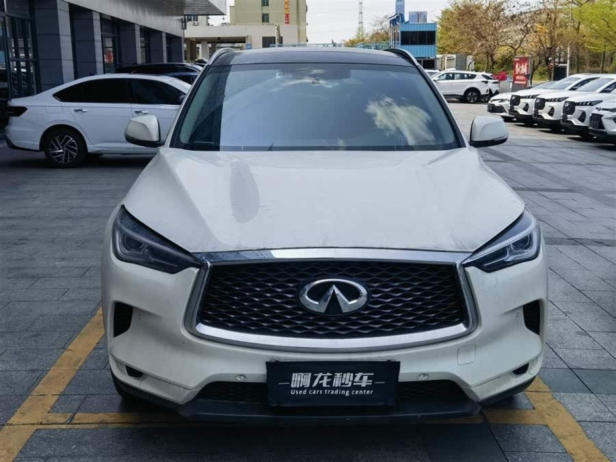 2021年6月英菲尼迪 QX50  2020款 改款 2.0T 兩驅(qū)時尚版