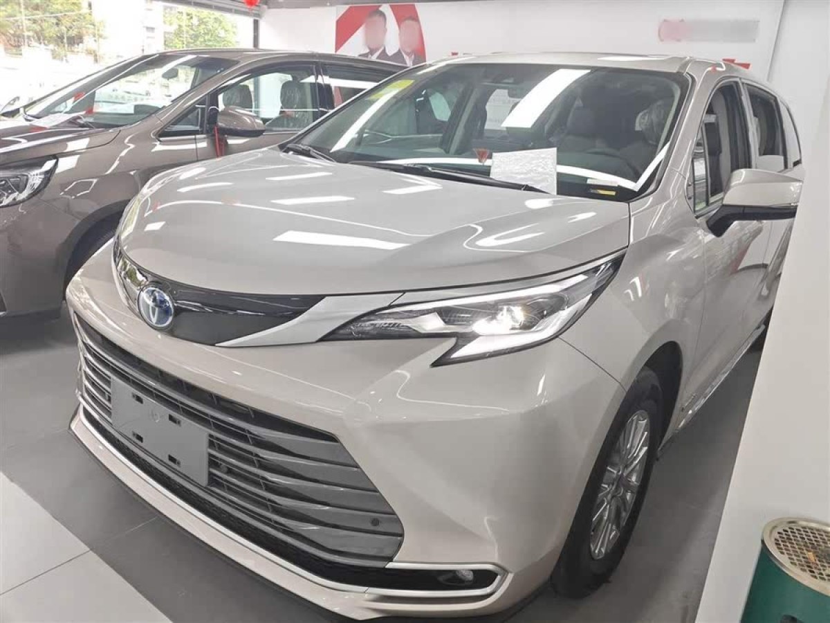 豐田 賽那SIENNA  2023款 2.5L混動 豪華版圖片
