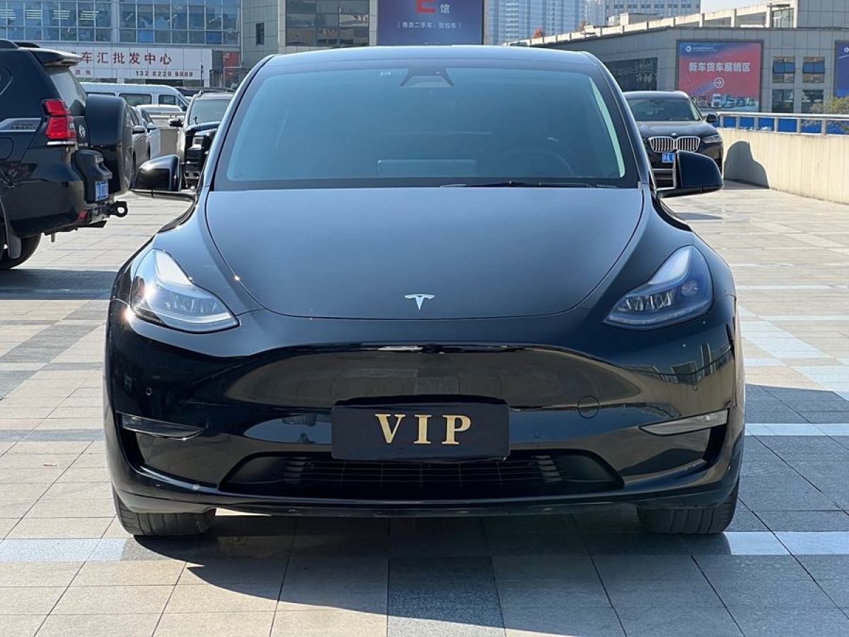 特斯拉 Model 3  2021款 改款 標(biāo)準(zhǔn)續(xù)航后驅(qū)升級(jí)版圖片