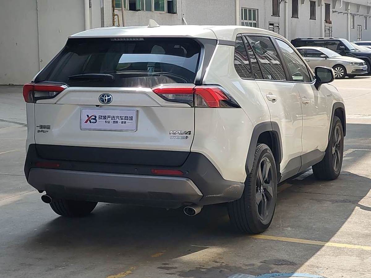 豐田 RAV4榮放  2023款 雙擎 2.5L E-CVT四驅(qū)精英Plus版圖片