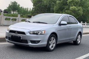 翼神 三菱 時尚版 1.8L CVT舒適型