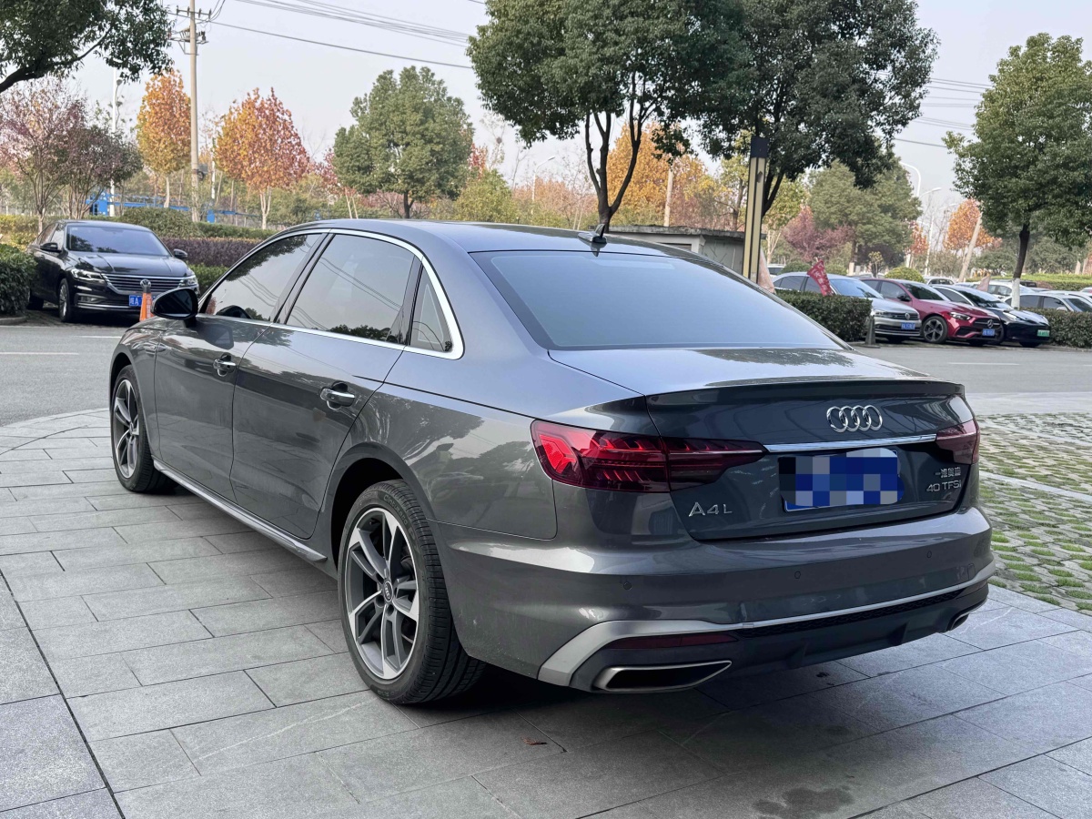 奧迪 奧迪A4L  2022款 40 TFSI 時尚動感型圖片