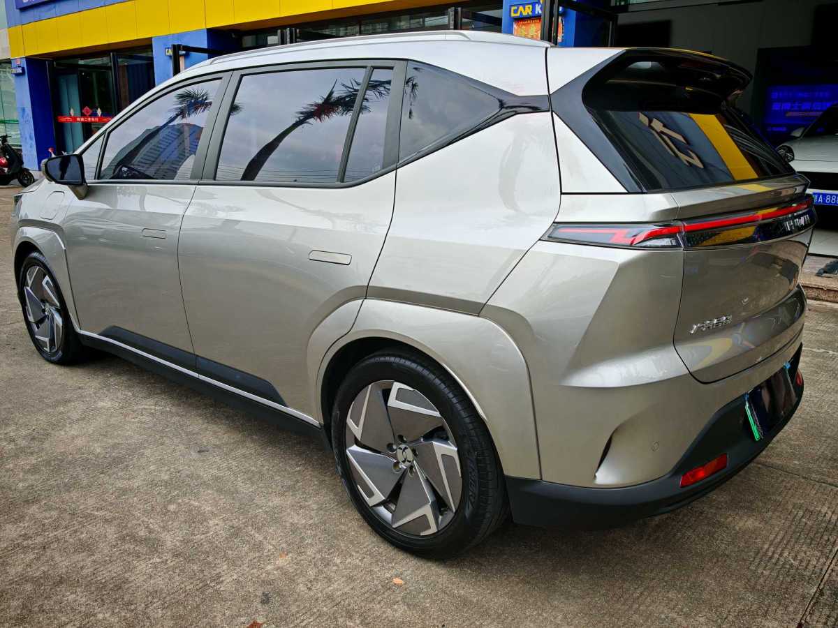 合創(chuàng) 合創(chuàng)Z03  2022款 510km 潮酷版 135kW 64.23kWh圖片