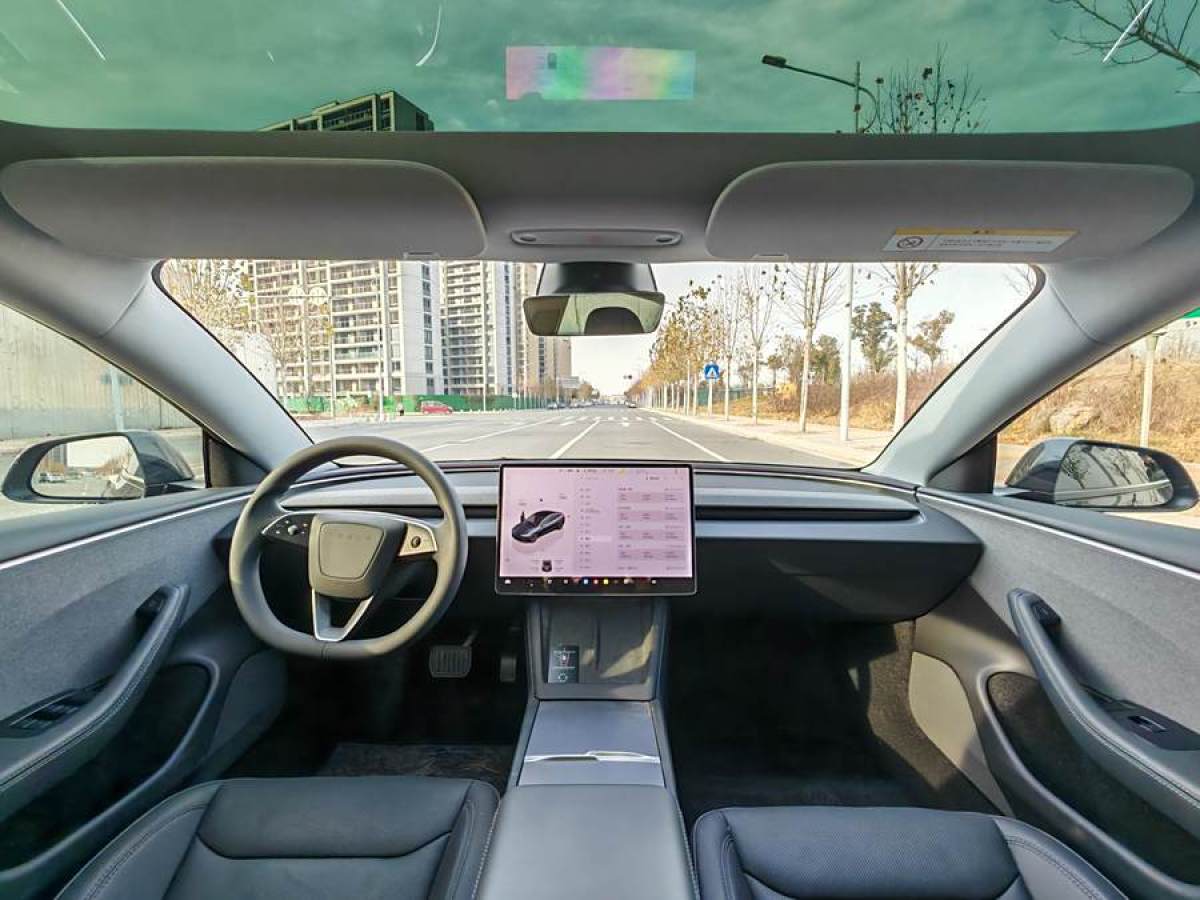 特斯拉 Model Y  2023款 后輪驅(qū)動版圖片