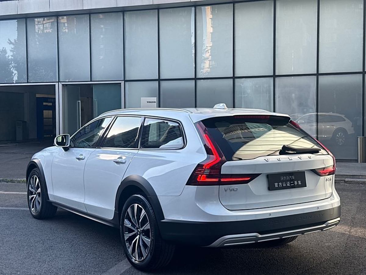 沃尔沃 V90  2023款 Cross Country B5 AWD 智远版图片