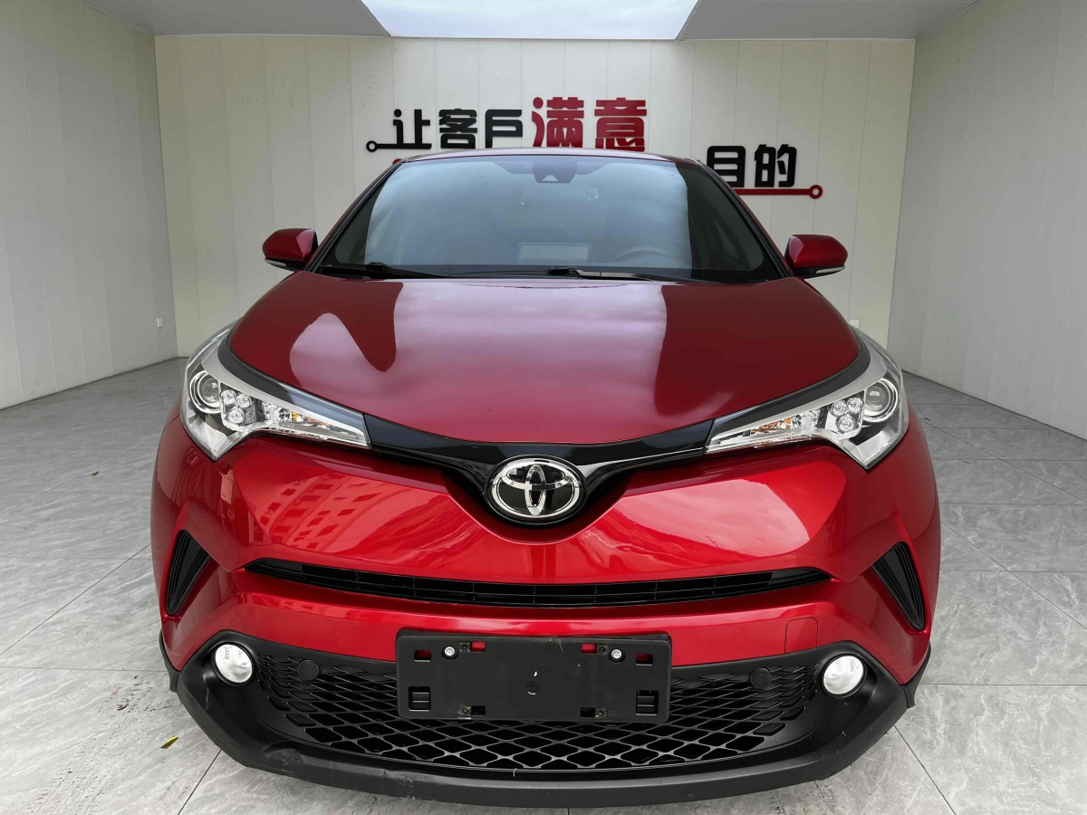 豐田 C-HR  2018款 2.0L 領(lǐng)先版 國(guó)V圖片