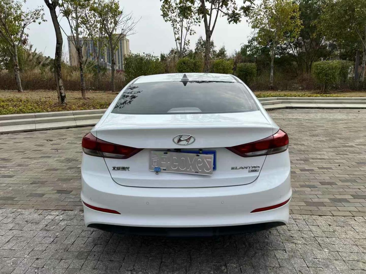 現(xiàn)代 領(lǐng)動  2016款 1.4T 雙離合炫動?旗艦型圖片