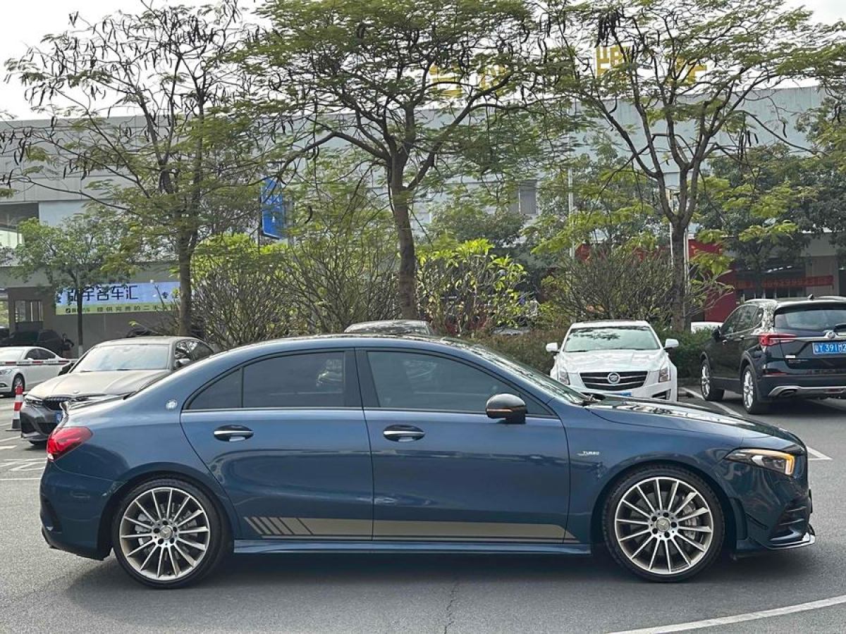 奔馳 奔馳A級(jí)AMG  2024款 改款 AMG A 35 4MATIC圖片