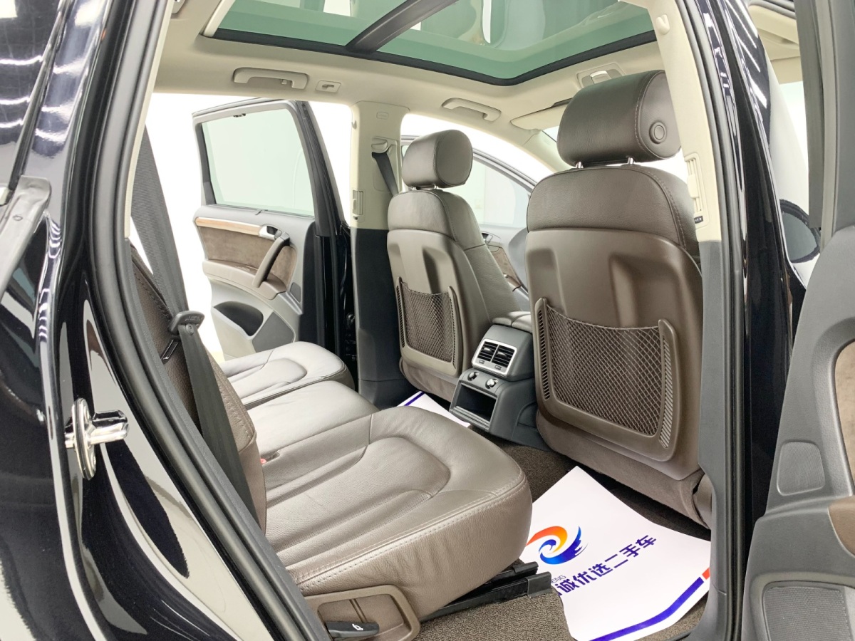 奧迪 奧迪Q7  2013款 35 TFSI 進(jìn)取型圖片