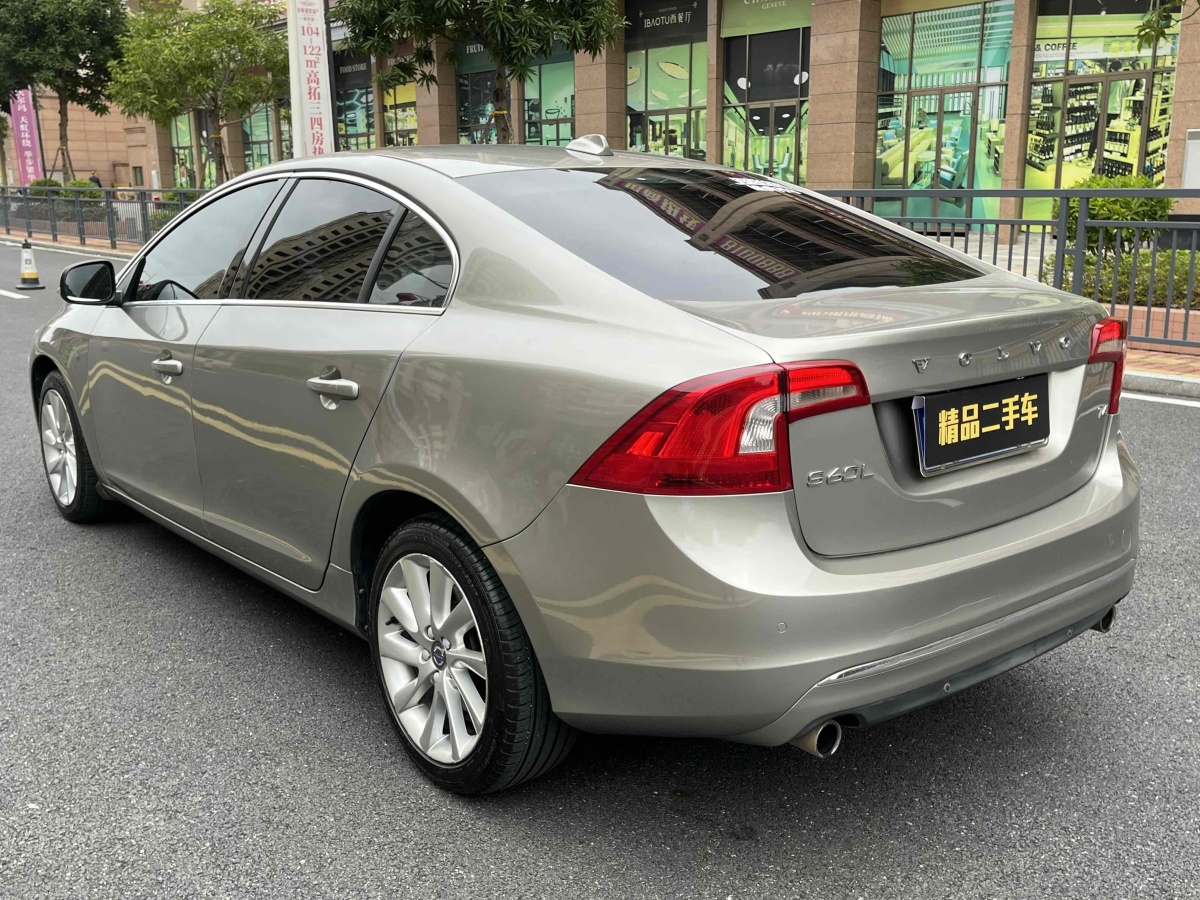 沃爾沃 S60  2016款 L 2.0T T4 智遠(yuǎn)版圖片