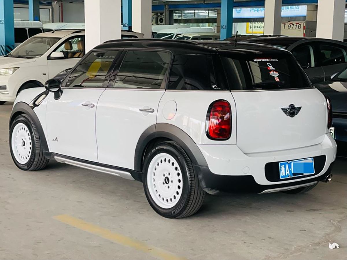 MINI COUNTRYMAN  2016款 1.6T COOPER S ALL4 裝備控圖片