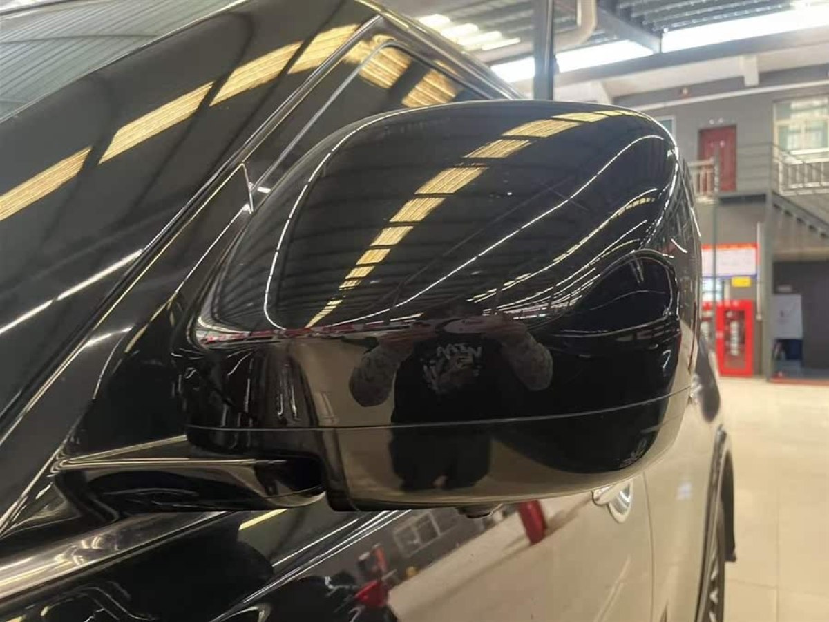 日產(chǎn) 途樂(lè)  2018款 4.0L 領(lǐng)英型圖片