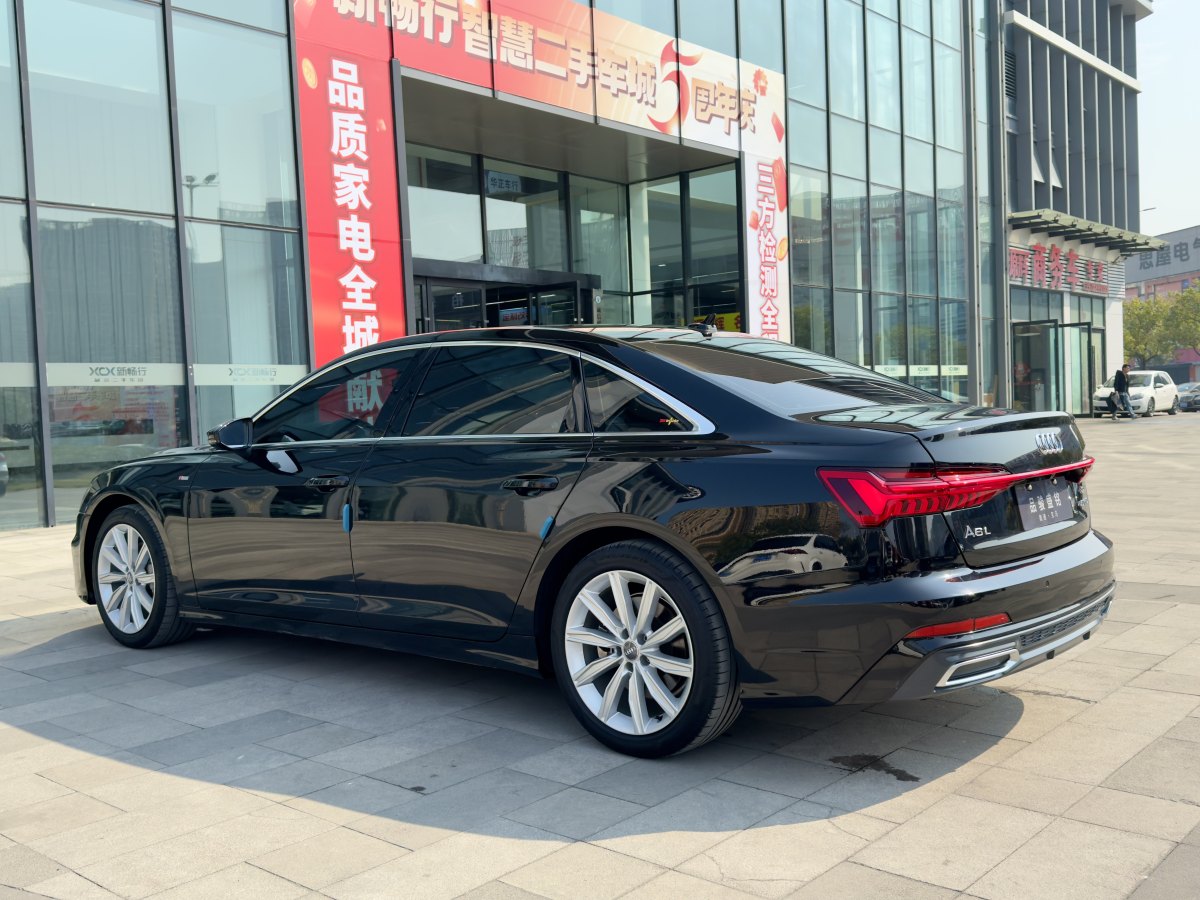 奧迪 奧迪A6L  2021款 45 TFSI 臻選動(dòng)感型圖片