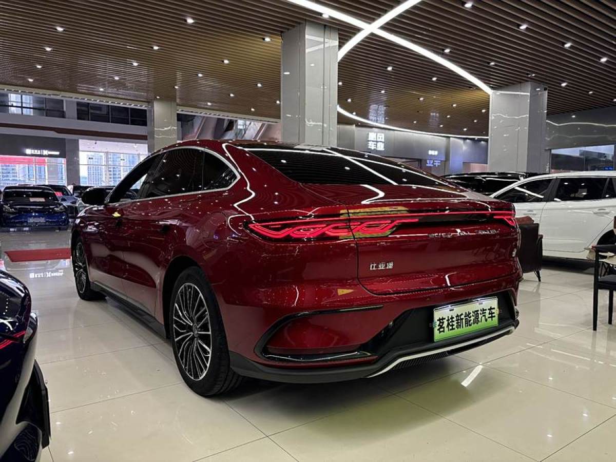 比亞迪 漢  2022款 DM-i 121KM 領(lǐng)航型圖片