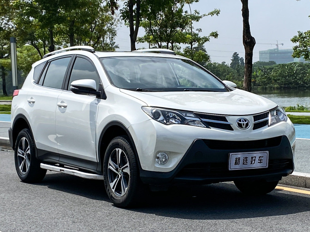 豐田 RAV4  2018款 榮放 2.0L CVT兩驅(qū)風尚版圖片