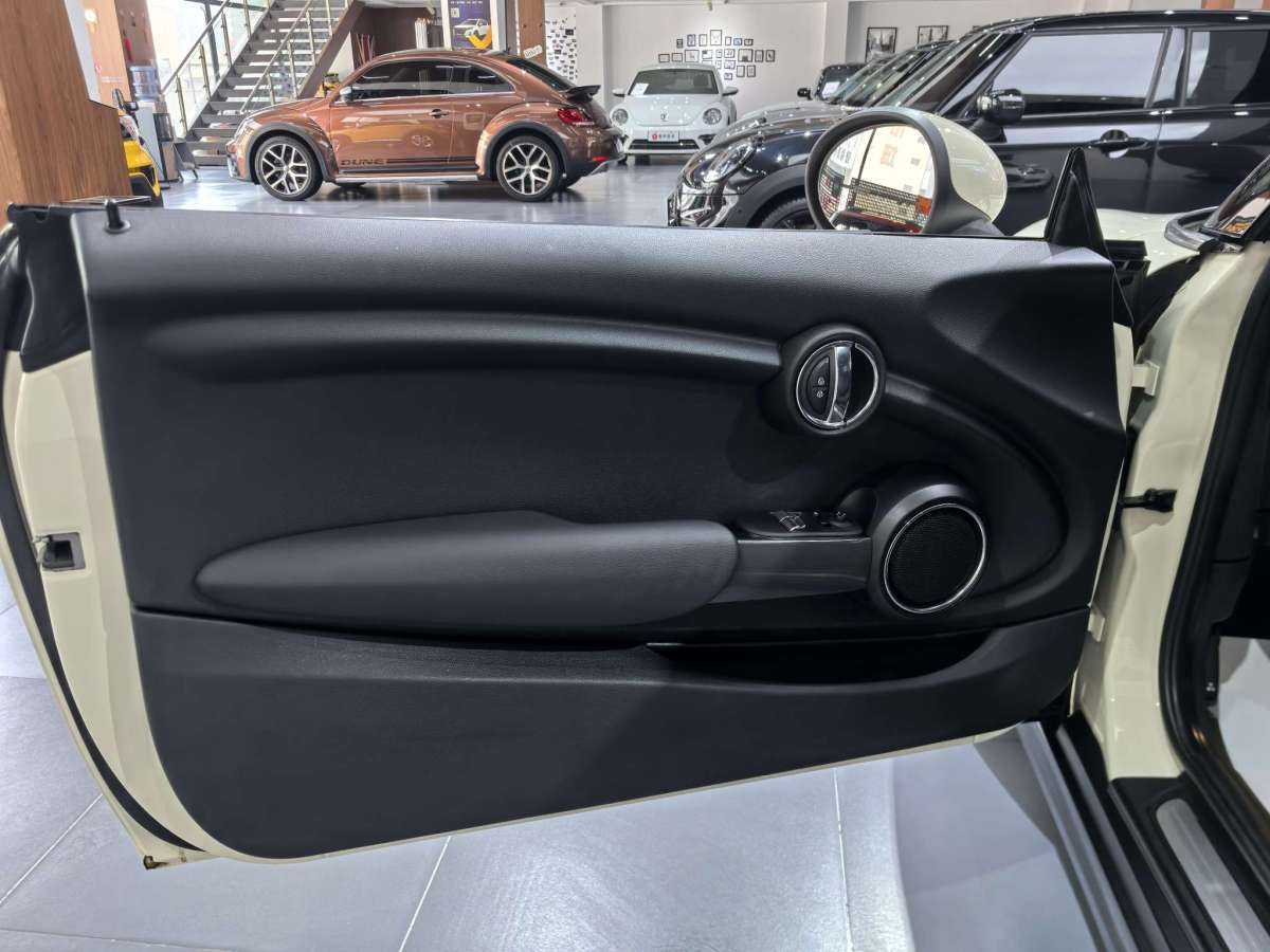 MINI MINI  2016款 1.2T ONE 先鋒派圖片