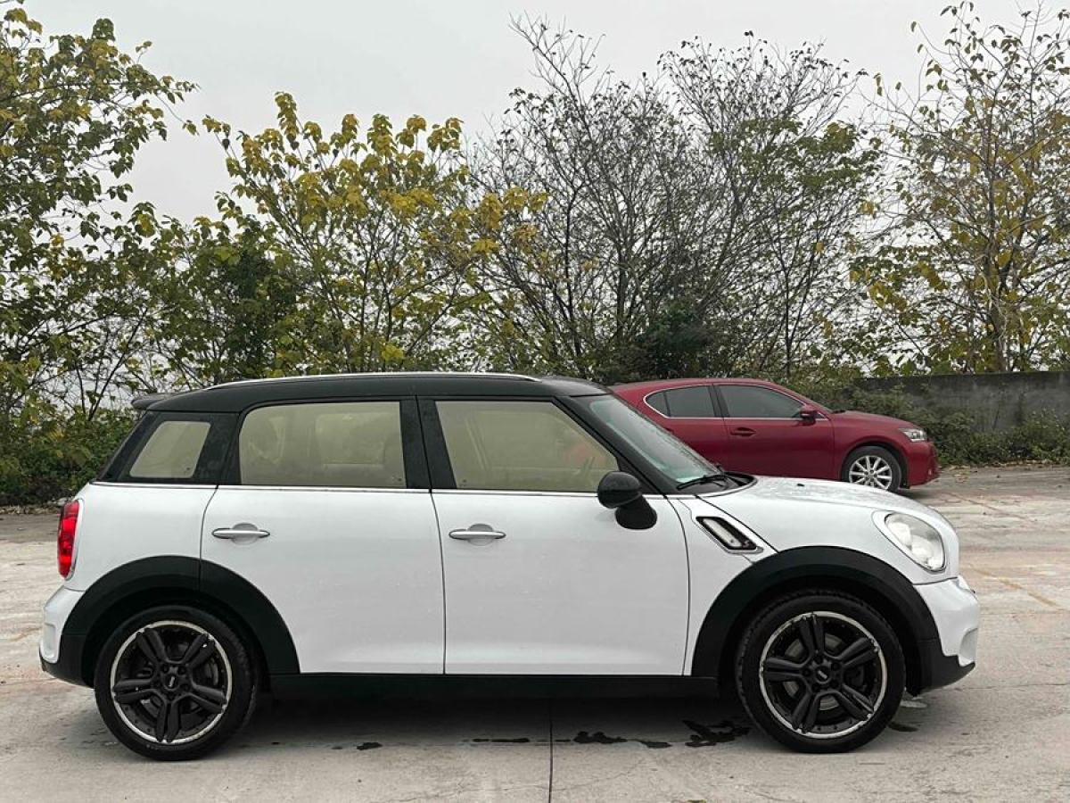 MINI COUNTRYMAN  2013款 1.6T COOPER ALL4 Fun圖片