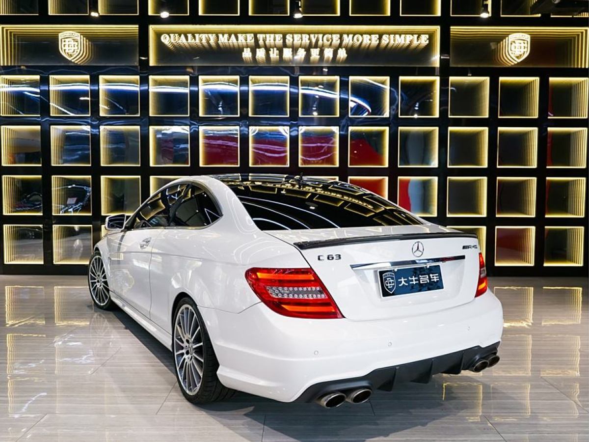 奔馳 奔馳C級AMG  2012款 AMG C 63 Coupe 高性能版圖片