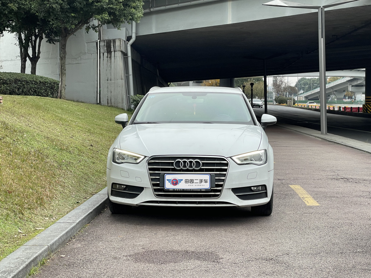 奧迪 奧迪A3  2015款 Sportback 35 TFSI 百萬(wàn)紀(jì)念智領(lǐng)型圖片