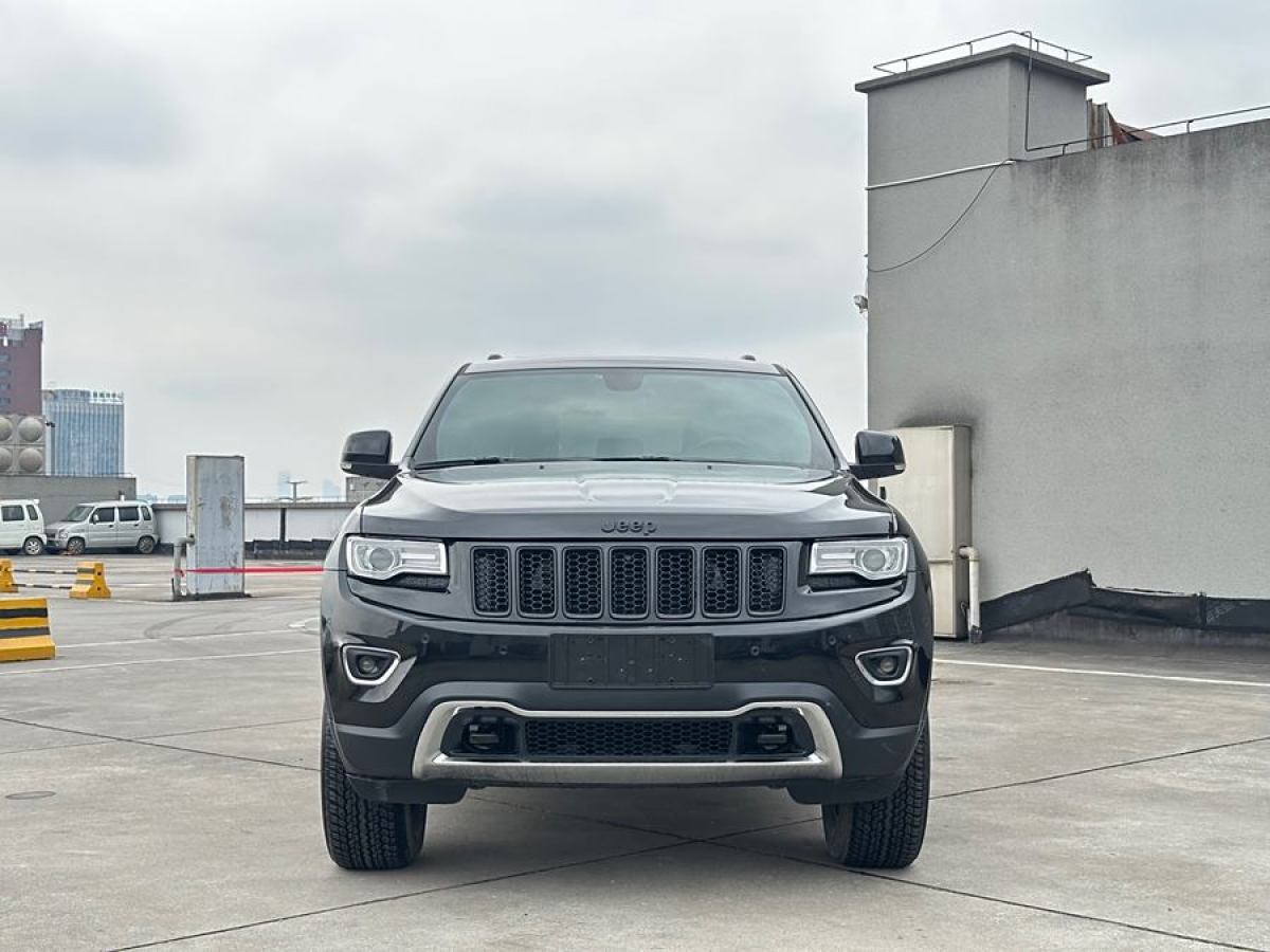 Jeep 大切諾基  2015款 3.0TD 柴油 舒享導(dǎo)航版圖片