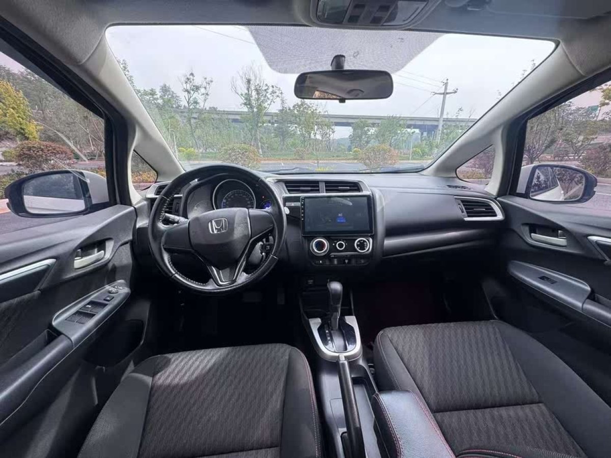 本田 飛度  2018款 1.5L CVT潮跑+版圖片