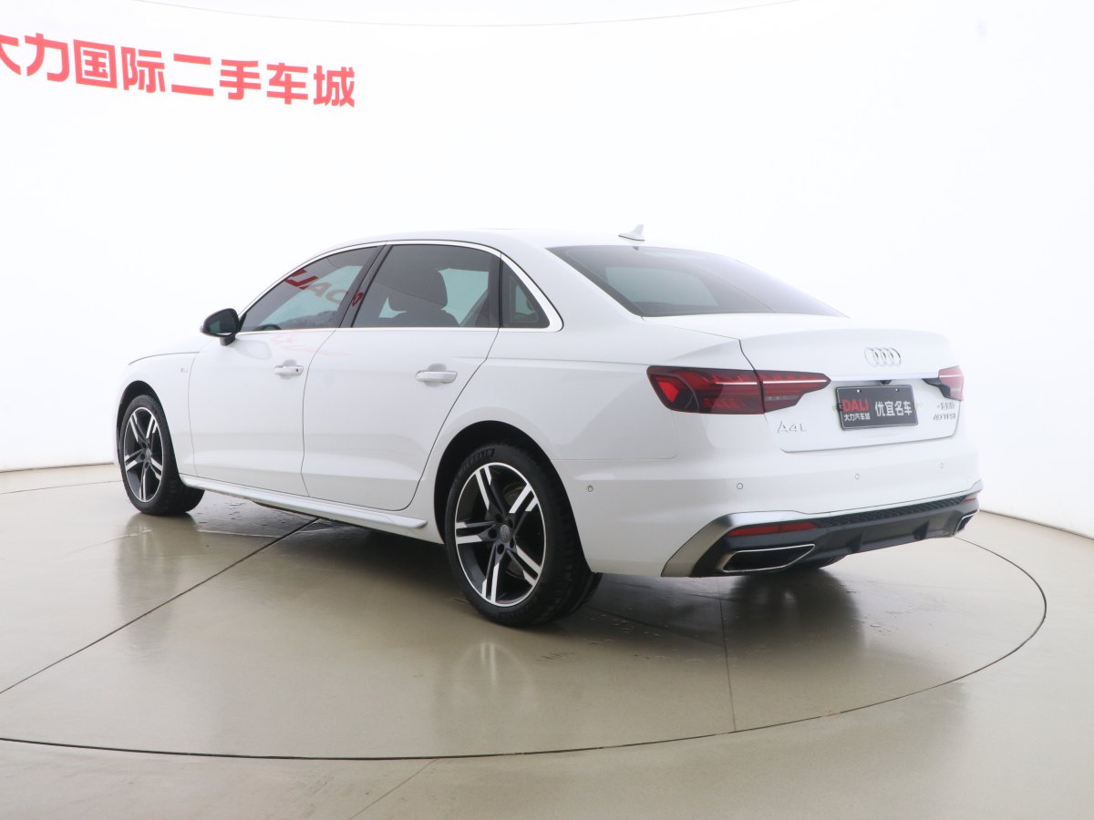 奧迪 奧迪A4L  2020款 40 TFSI 豪華動感型圖片