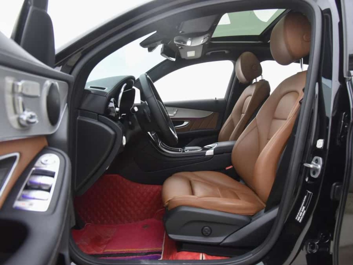 奔馳 奔馳GLC  2022款 改款 GLC 260 4MATIC 轎跑SUV圖片