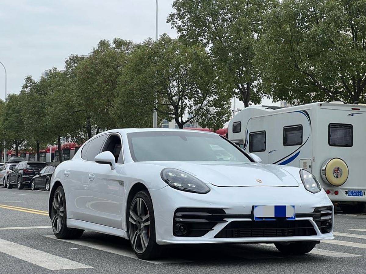 保時(shí)捷 Panamera  2012款 Panamera GTS 4.8L圖片