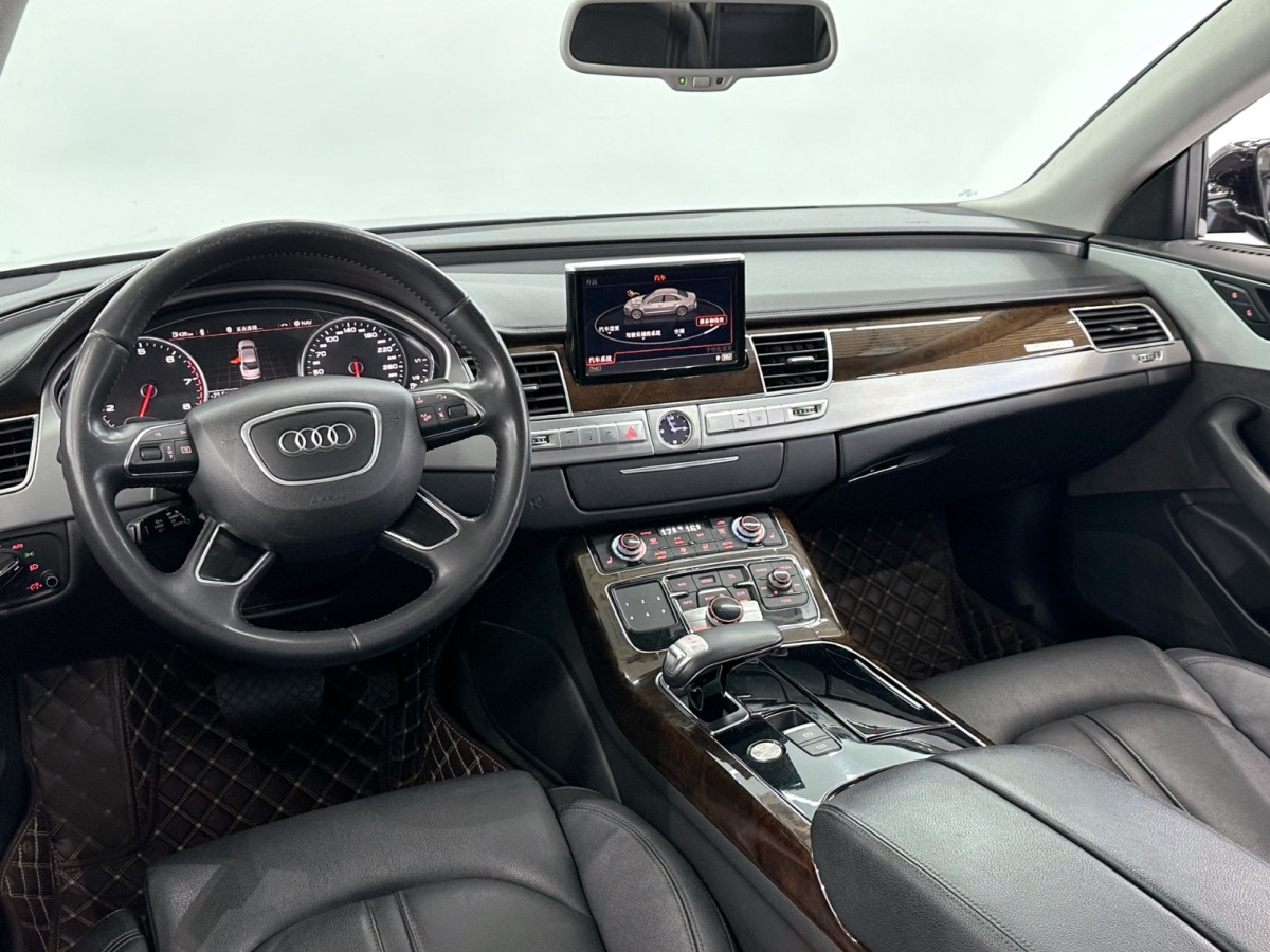 2014年9月奧迪 奧迪A8  2013款 A8L 45 TFSI quattro舒適型