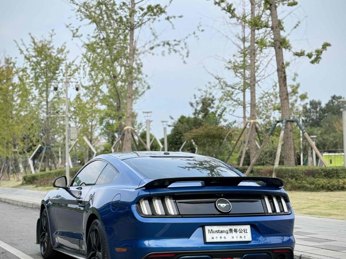 2016年9月福特 Mustang  2017款 2.3T 運動版