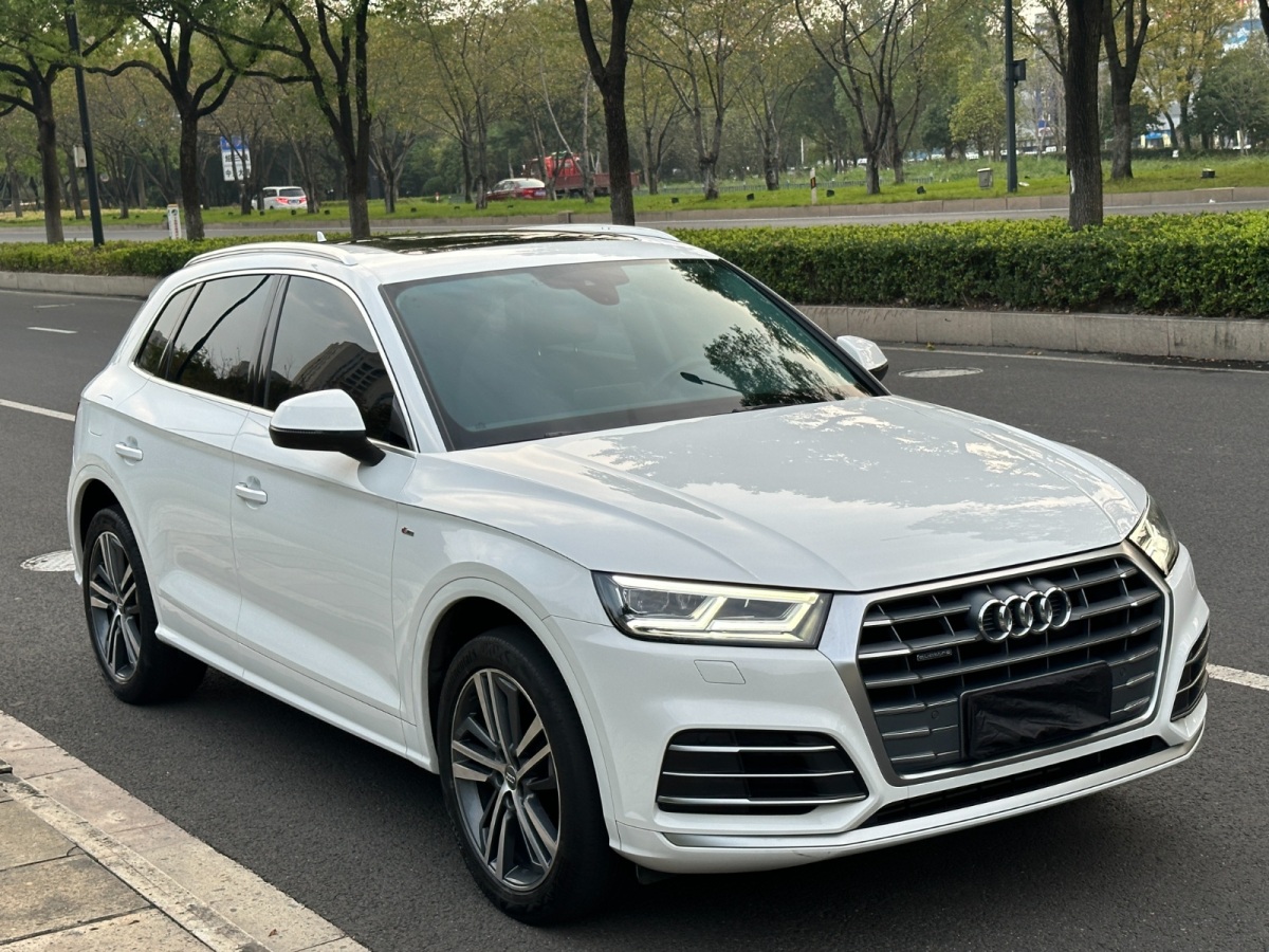 奧迪 奧迪Q5L  2020款 40 TFSI 榮享時尚型圖片