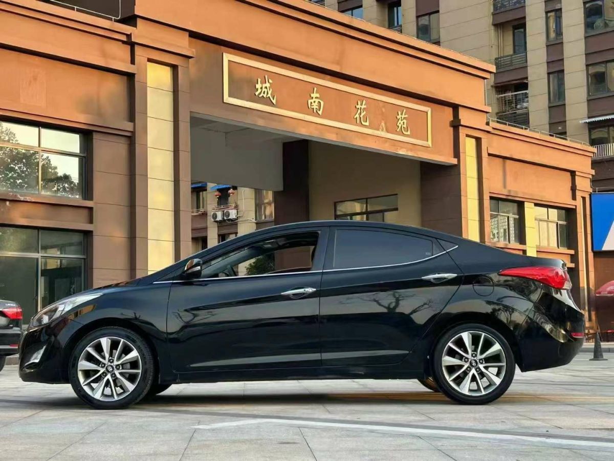 現(xiàn)代 朗動  2015款 1.6L 手動時尚型圖片