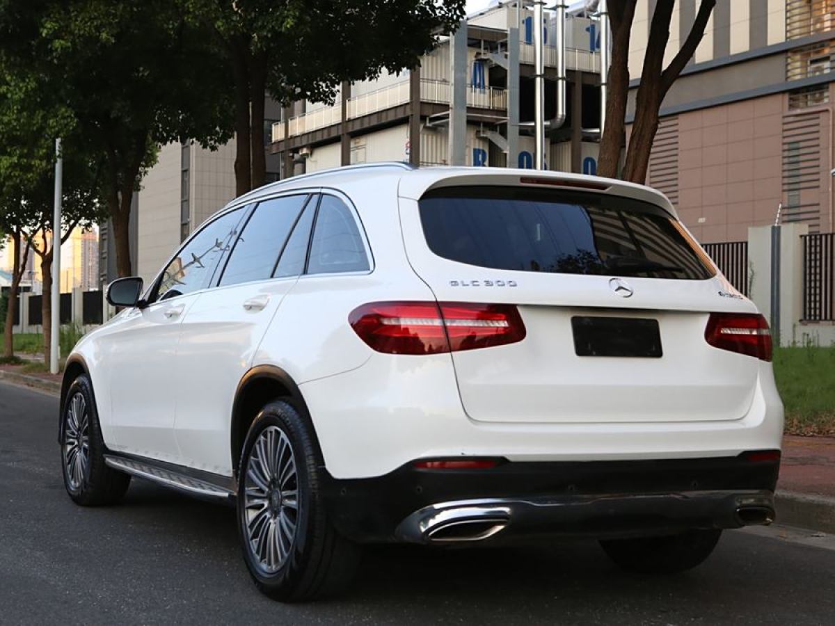 奔馳 奔馳GLC  2016款 GLC 260 4MATIC 動(dòng)感型圖片