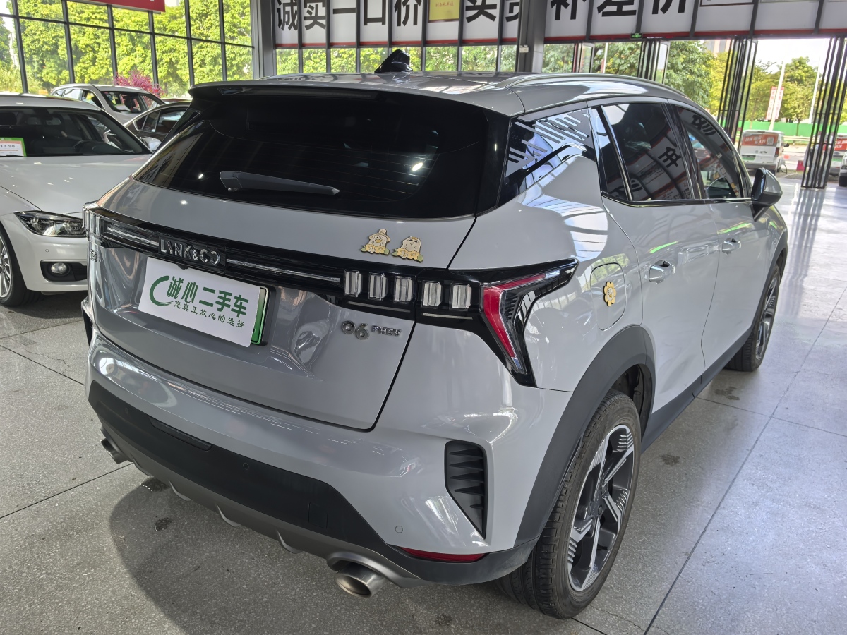 領(lǐng)克 領(lǐng)克06新能源  2022款 PHEV 84KM續(xù)航版 Pro圖片