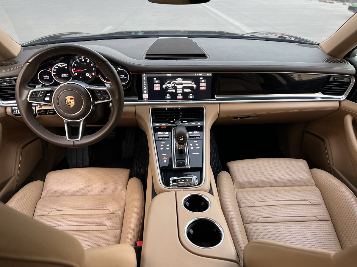 2019年6月保時(shí)捷 Panamera  2019款 Panamera 4 行政加長(zhǎng)版 2.9T