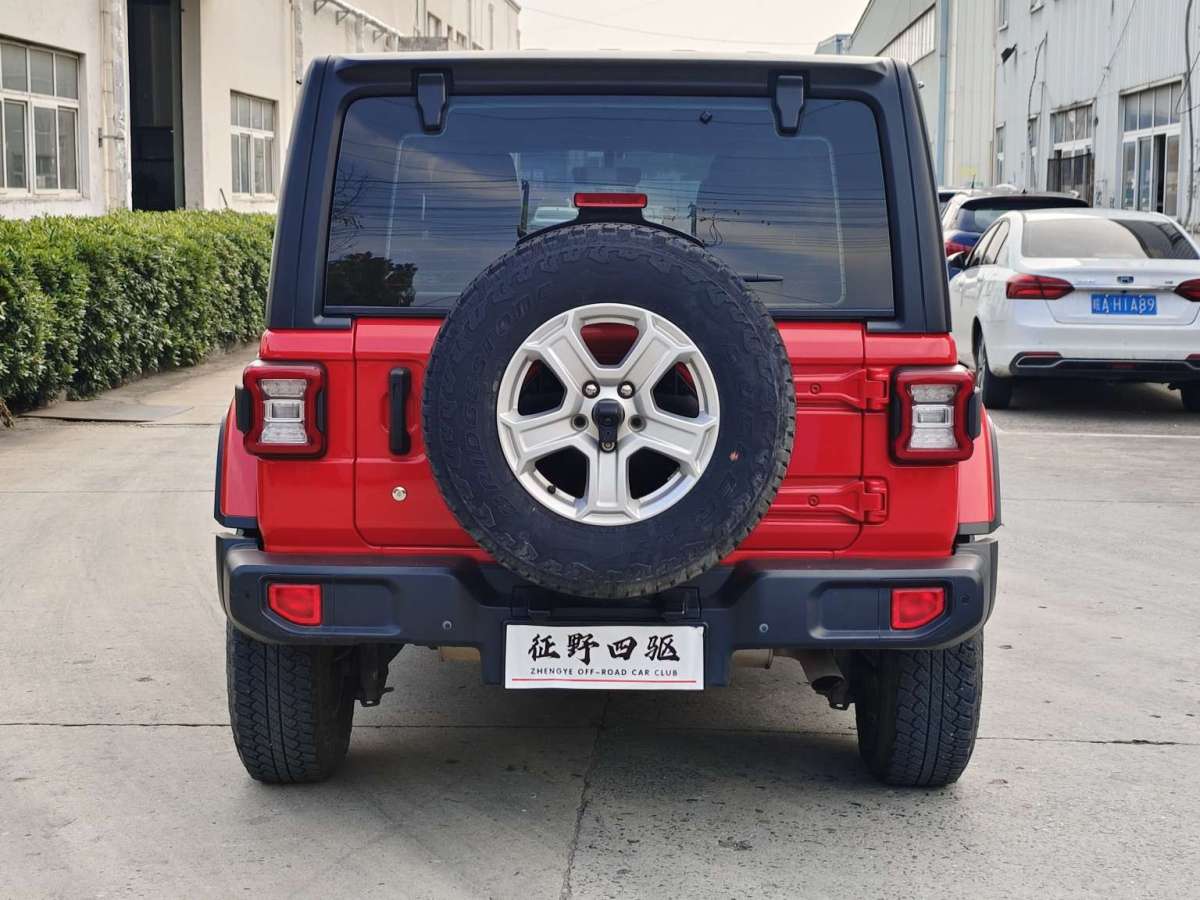 Jeep 牧馬人  2019款 2.0T Sahara 四門版 國VI圖片