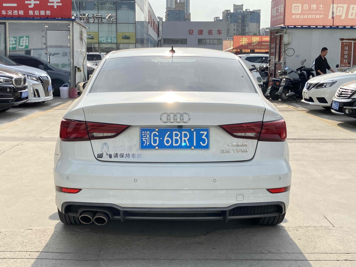 奧迪 奧迪A3  2018款 30周年年型 Limousine 35 TFSI 時尚型圖片