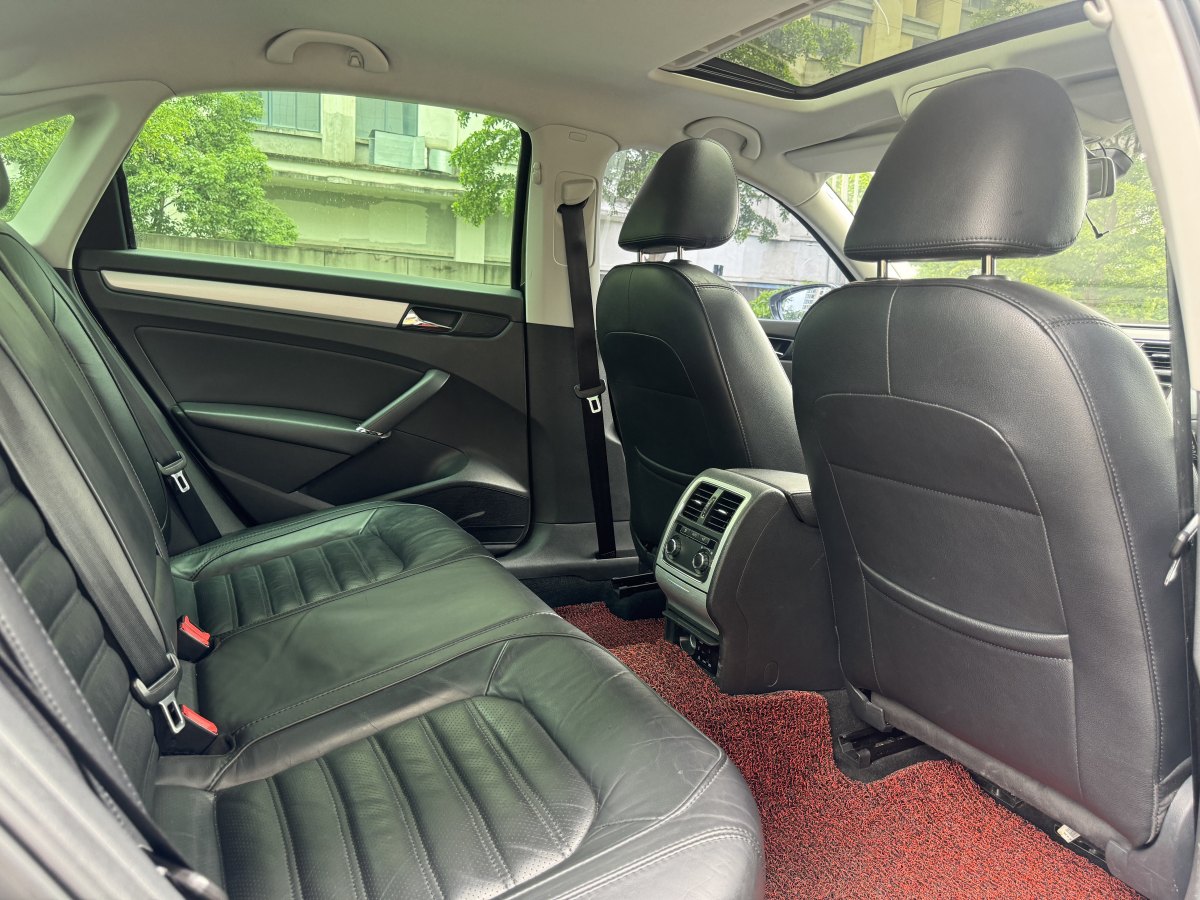 大眾 帕薩特  2014款 1.8TSI DSG御尊版圖片