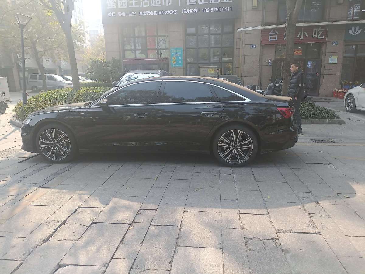 奧迪 奧迪A6L  2022款 45 TFSI 臻選致雅型圖片